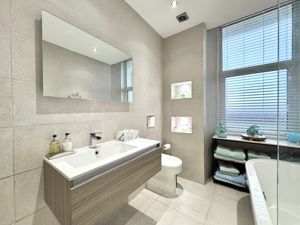 Photo 9- click for photo gallery